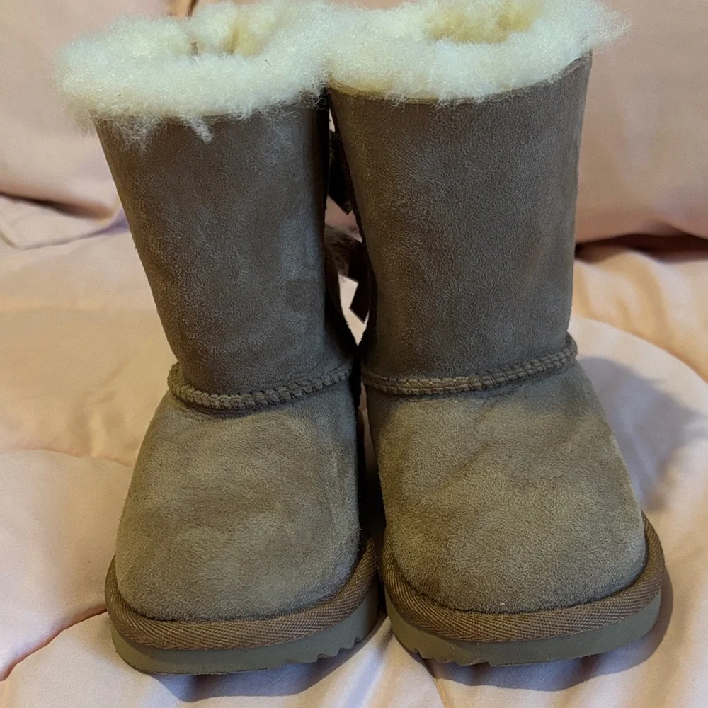 UGG Kids Bailey Bow II Tan Shearling Boots